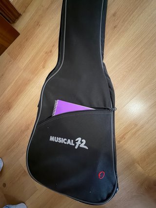 Guitarra Eléctrica Blanca con Funda