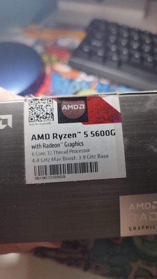AMD Ryzen 5 5600G 4.40GHz - Como nuevo
