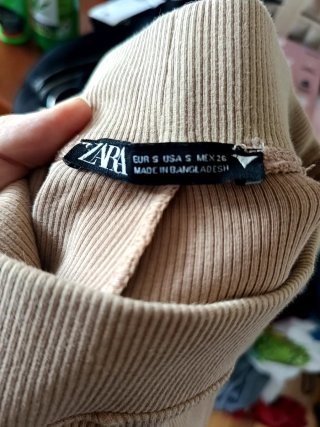 Malla corta punto Zara Talla S