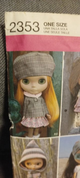 Patrones Simplicity para muñecas Blythe