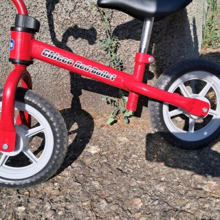 Bicicleta de equilibrio Chicco Roja