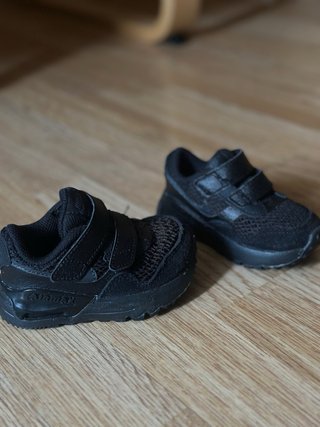 Nike Air Max Infantil Talla 19,5 Negro