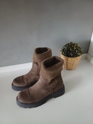 Botines marrones con forro de pelo