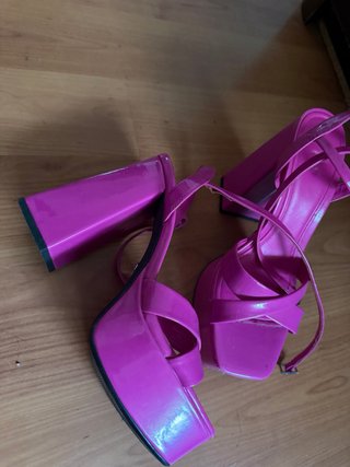 Sandalias rosa con plataforma