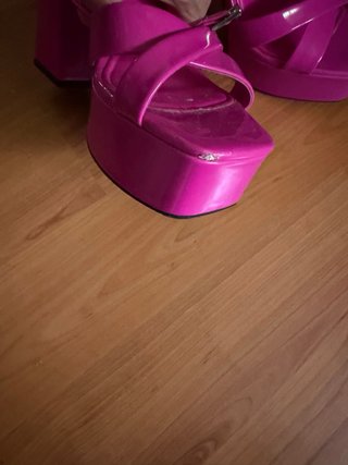 Sandalias rosa con plataforma
