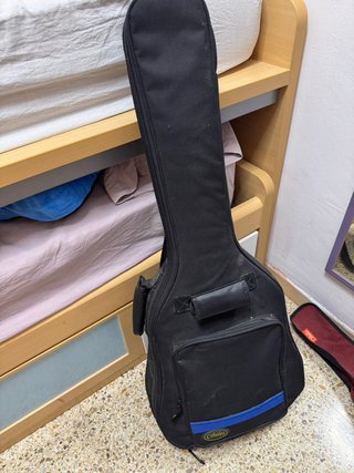 Guitarra Clásica con Funda