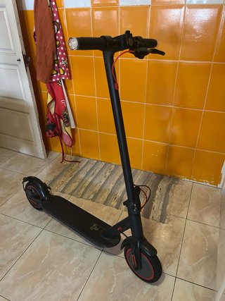 Patín Eléctrico Negro