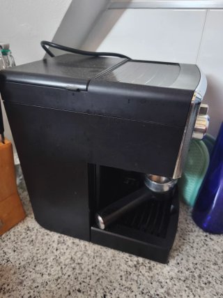 Cafetera Express Saeco Poemia