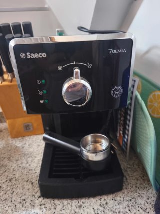Cafetera Express Saeco Poemia