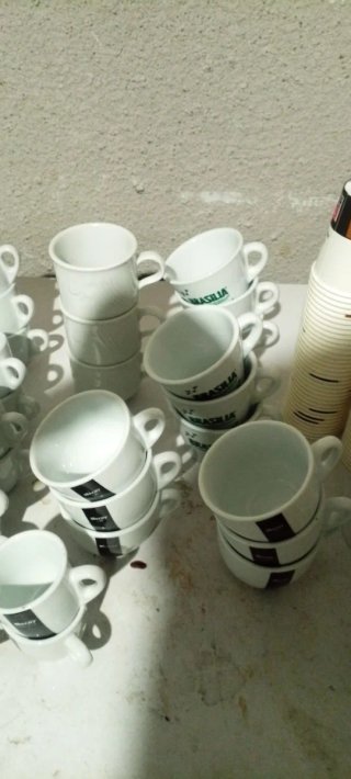 Lote Hostelería/ Cafetería:55 piezas+125 plastico