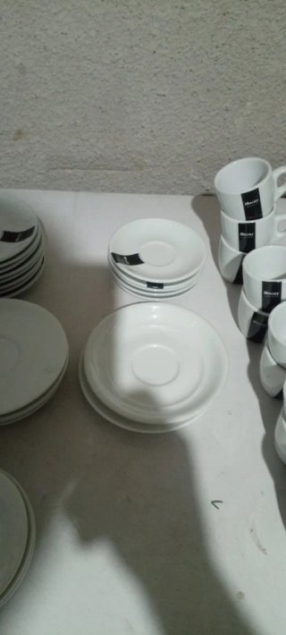 Lote Hostelería/ Cafetería:55 piezas+125 plastico