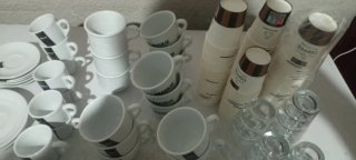 Lote Hostelería/ Cafetería:55 piezas+125 plastico