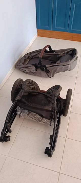 Carrito bebé convertible Kinderkraft