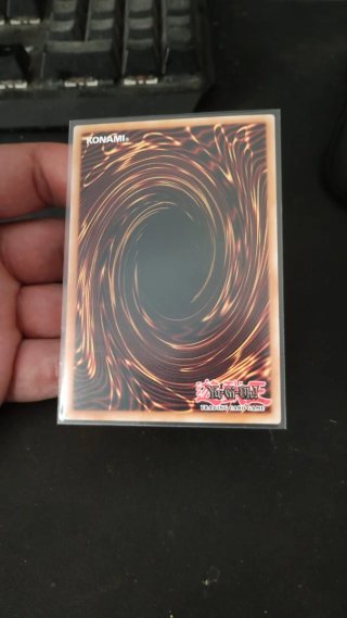 Dragón Blanco de Ojos Azules OP28-SP001 (Ultimate)