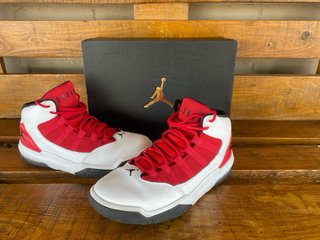 Jordan Max Aura White/Varsity Red – Talla 43