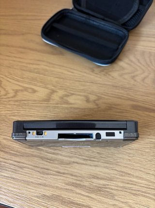 Nintendo 3DS Negra + Juego Super Mario Bros. 2