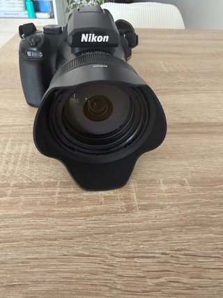 Nikon COOLPIX P1100 Negra
