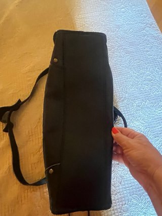 Borsa artigianale in pelle nera