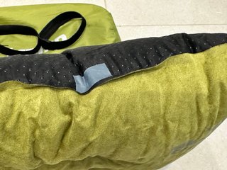 Almohada de viaje auto inflable Tramp
