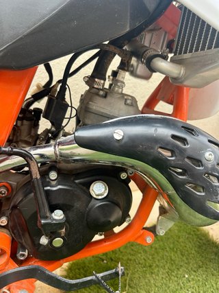 Moto Enduro/Motocross Naranja y Blanca