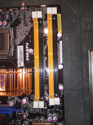 Scheda Madre ASUS P5K/EPU + I/O Shield