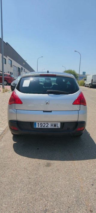 Peugeot 3008 2012