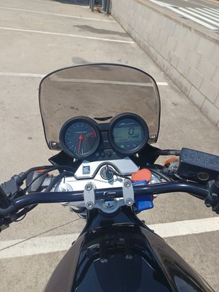 Suzuki Bandit 650 Naked Negra