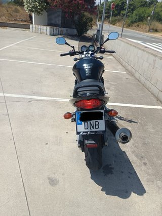 Suzuki Bandit 650 Naked Negra