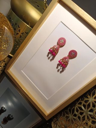 Pendientes boho hippie Jhumka Dorados y Rosas
