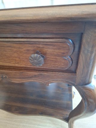 Consola madera estilo clásico de Valentino