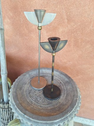 2 Candelabros de metal plateados y negros nuevos