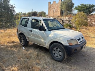 Mitsubishi Montero 2004