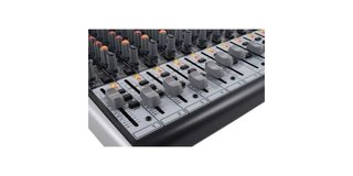 Mezclador Behringer X2222 USB 22 Canales