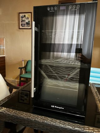 Vinoteca Orbegozo VT 830 - 8 botellas