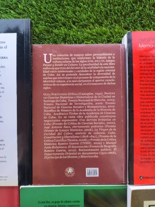 Lote de libros relacionados con Cuba