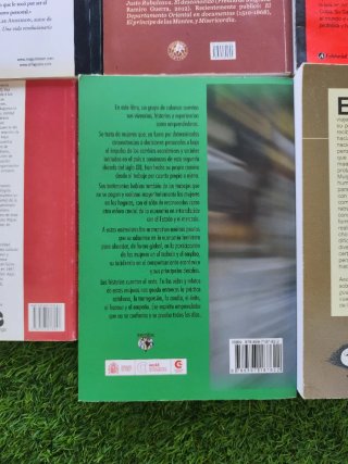 Lote de libros relacionados con Cuba