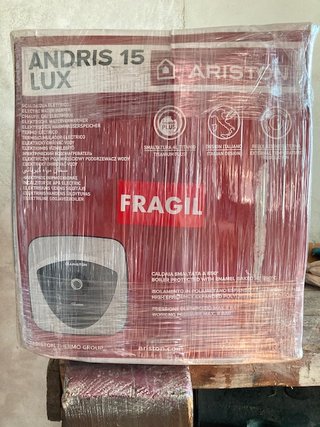 Termo Eléctrico Ariston Andris Lux 15L Nuevo