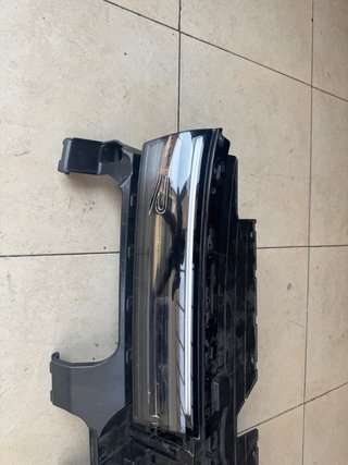 Parrilla delantera Volkswagen Tiguan 2025 R-Line