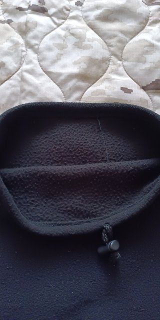 Braga cuello polar negra ejercito