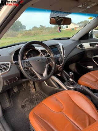 Hyundai Veloster 2012