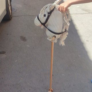 Caballo de madera para niños con sonido