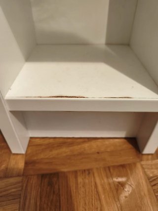 Estantería alta de madera Ikea