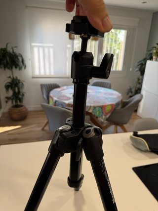 Trípode MANFROTTO Mediano