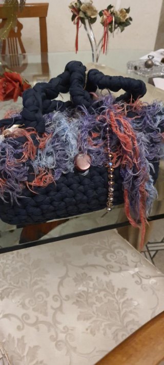 Borsa fatta a mano blu e viola