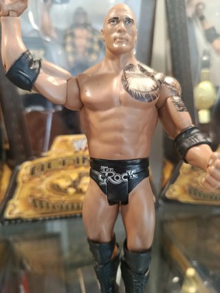 The Rock figura WWE Mattel