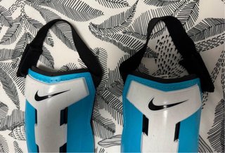 Espinilleras Fútbol Nike