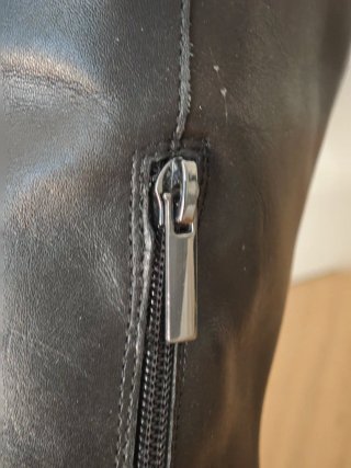 Botas de piel Mango negras