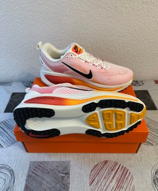 Nike Vomero Running 18