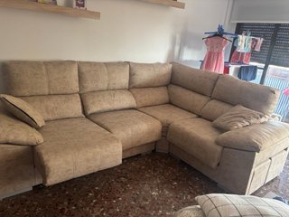 Sofá modular beige y marrón