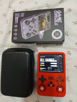 Consola Portátil Roja Nueva revive tus juegos